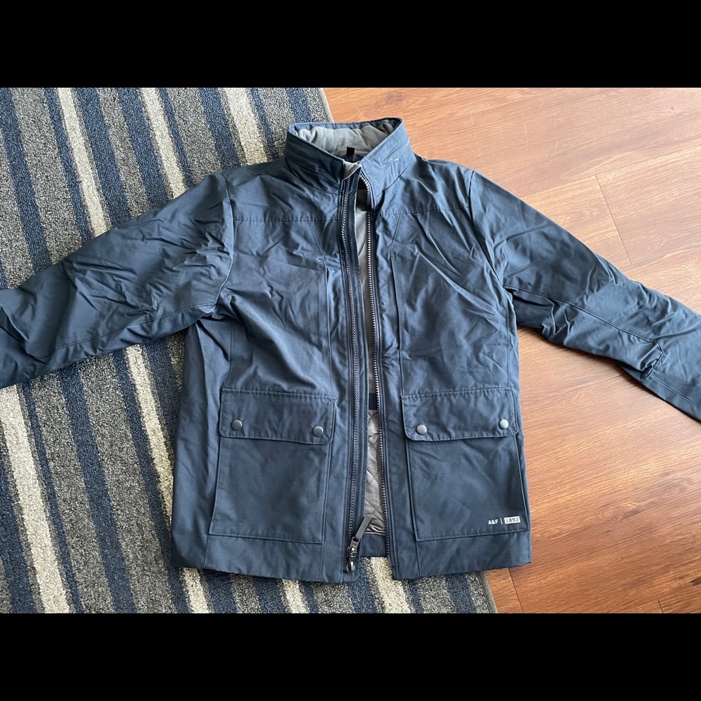 A&F thermo peak shell jacket